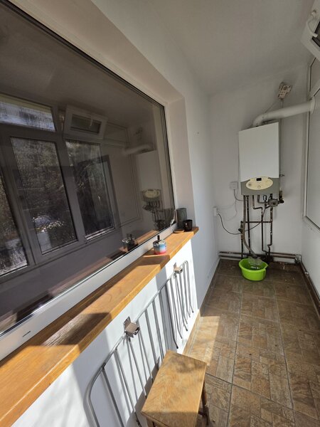 Titan, 10 minute metrou, chiar la parcul Titanii,  Burdujeni, centrala