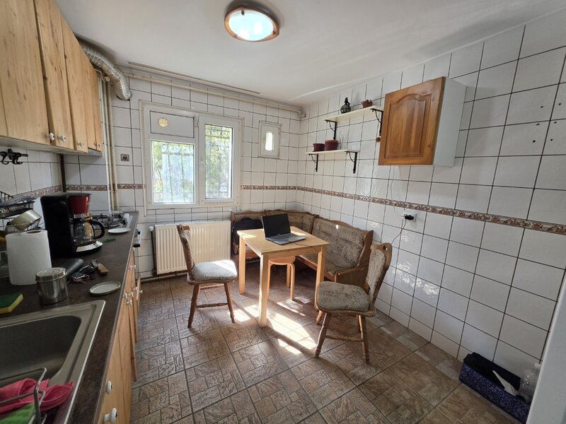 Titan, 10 minute metrou, chiar la parcul Titanii,  Burdujeni, centrala